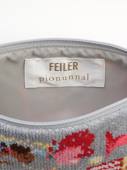 ピオフル ポーチ